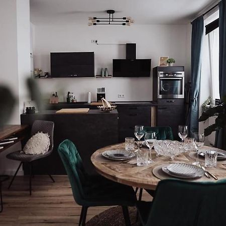 Cozy Dreams: Deluxe 2-Zimmer-Apartment -Kueche Nürnberg Exterior foto