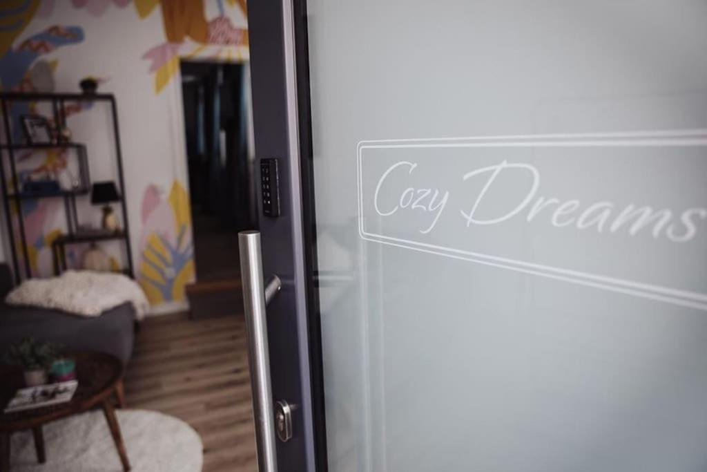 Cozy Dreams: Deluxe 2-Zimmer-Apartment -Kueche Nürnberg Exterior foto