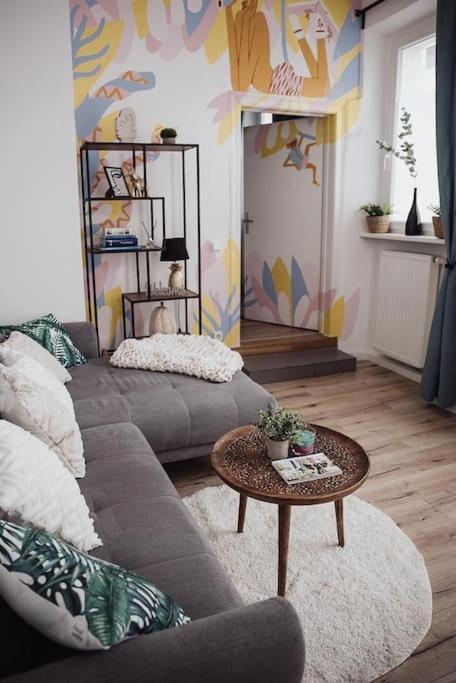 Cozy Dreams: Deluxe 2-Zimmer-Apartment -Kueche Nürnberg Exterior foto
